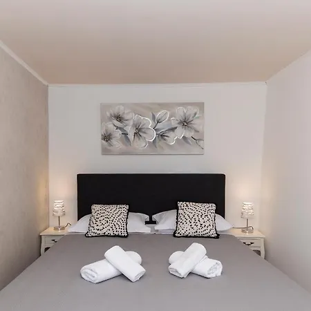 Apartment Varosino